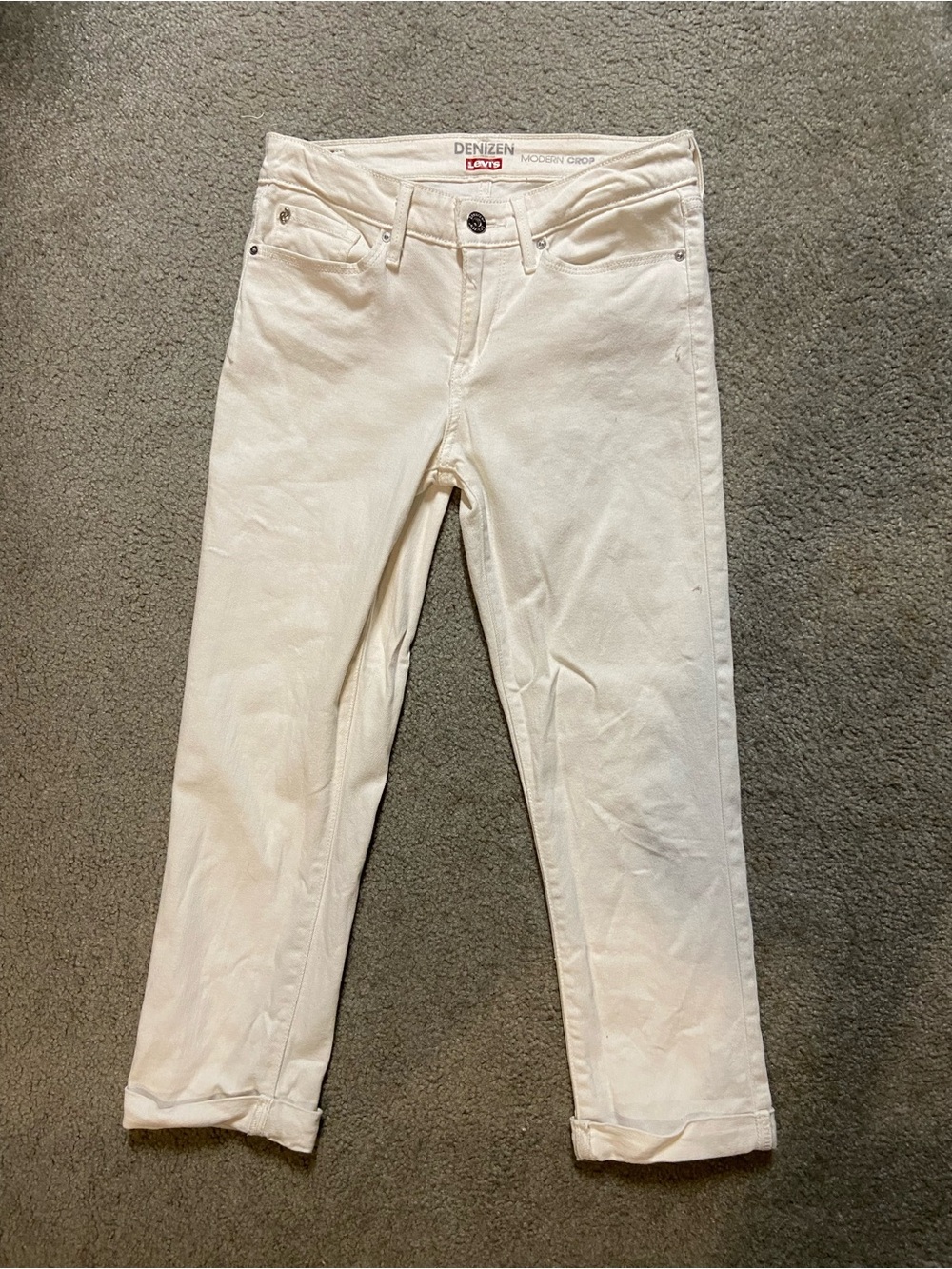 Denizen Levi’s Modern Crop White Jeans